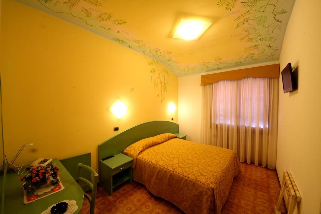 La Favorita Apricale B&B & Ristorante Phòng bức ảnh